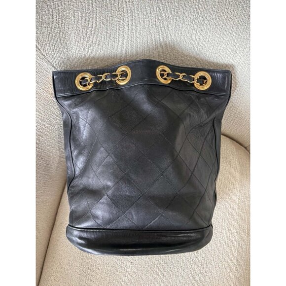 Authentic Vintage Chanel Bucket Bag Black Lambskin 24K Gold Hardware - Picture 5 of 13